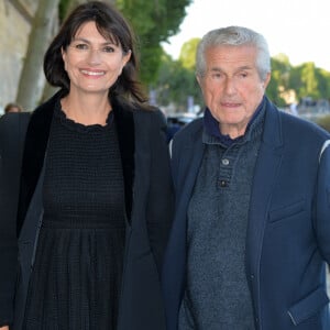 Claude Lelouch et sa compagne Valérie Perrin - Soirée de gala de la "Maud Fontenoy Fondation" à bord de la péniche Ducasse sur Seine à Paris le 6 juin 2019. Depuis 2008, la Maud Fontenoy Foundation, reconnue d'intérêt général, s'engage en France comme à l'international pour préserver nos océans. Elle mène des actions d'éducation à l'environnement et au développement durable auprès de la jeune génération et du grand public avec le soutien de son comité d'experts, du Ministère de l'Education nationale et du Ministère de l'Ecologie ainsi que de la Commission Océanographique Intergouvernementale de l'UNESCO. © Veeren/Bestimage