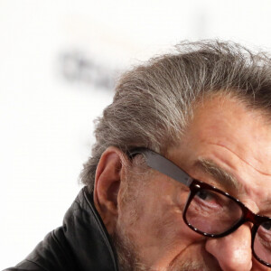 Eddy Mitchell et sa femme Muriel Bailleul - Photocall lors de la 43e cérémonie des Cesar à la salle Pleyel à Paris, le 2 mars 2018. © Dominique Jacovides - Olivier Borde / Bestimage