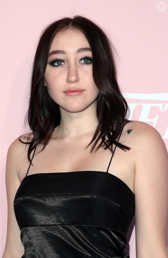 Noah Cyrus - Les célébrités arrivent au photocall de la soirée "Variety's 1st Annual Hitmakers Luncheon" à Los Angeles le 18 novembre 2017.