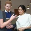 Le prince Harry et Meghan Markle visitent Catalyst Inc et rencontrent de jeunes entrepreneurs à Belfast le 23 mars 2018.