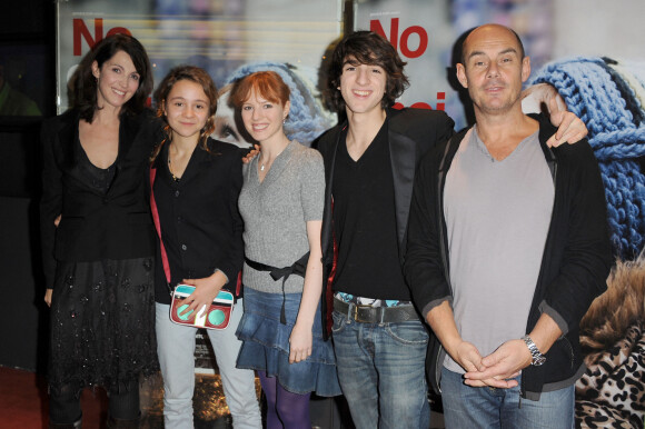 Zabou Breitman, Nina Rodriguez, Julie-Marie Parmentier, Antonin Chalon et Bernard Campan à la première du film "No et moi" à Paris en 2010.