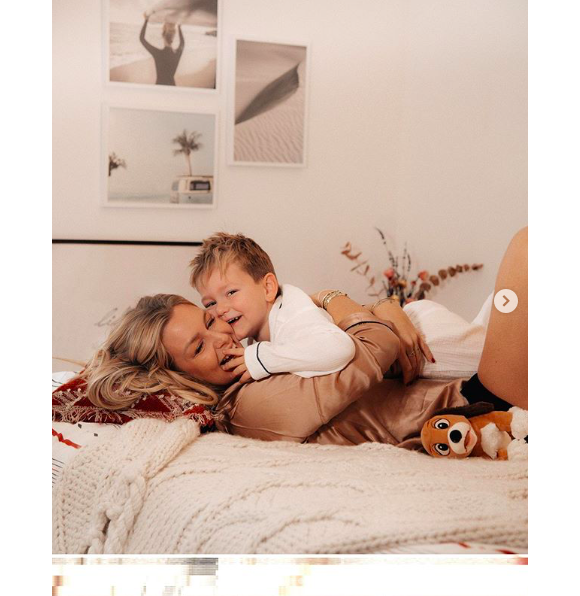 Aurélie Van Daelen et son fils Pharell sur Instagram.
