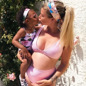 Emilie Fiorelli avec sa fille Louna sur Instagram, le 7 mai 2020