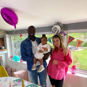 Emilie Fiorelli et M'Baye Niang pour les 2 ans de leur fille Louna, le 22 avril 2020