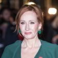 J.K. Rowling - Avant première mondiale du film "Les animaux fantastiques : Les crimes de Grindelwald" au cinéma UGC Bercy à Paris le 8 novembre 2018. © Cyril Moreau/bestimage