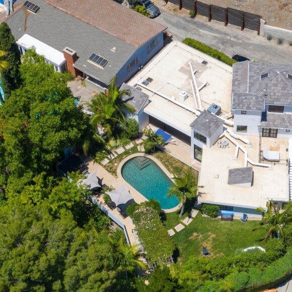 Exclusif - Vues aériennes de la maison de Lea Michele, enceinte de son premier enfant, à Los Angeles. Le 3 juin 2020.