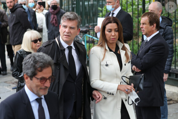 Arnaud Montebourg et sa compagne Amina Walter - Hommage à Guy Bedos en l'église de Saint-Germain-des-Prés à Paris le 4 juin 2020.