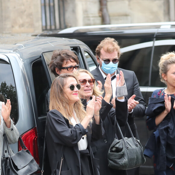 Muriel Robin - Hommage à Guy Bedos en l'église de Saint-Germain-des-Prés à Paris le 4 juin 2020.