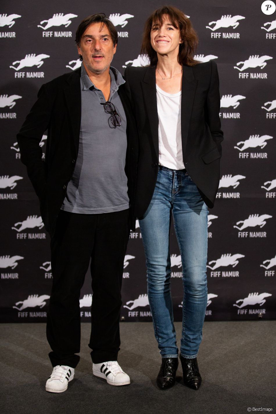 Yvan Attal et Charlotte Gainsbourg lors du photocall de ...