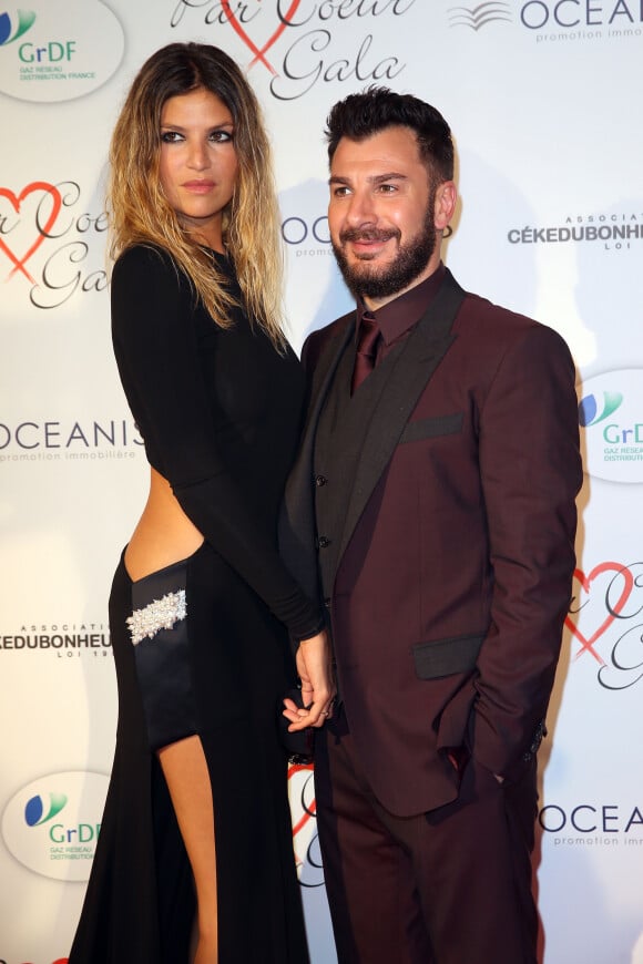 Michaël Youn et sa compagne Isabelle Funaro - Personnalités au gala "Par Coeur" pour les 10 ans de l'association "Cekedubonheur" au pavillon d'Armenonville à Paris. Le 24 septembre 2015