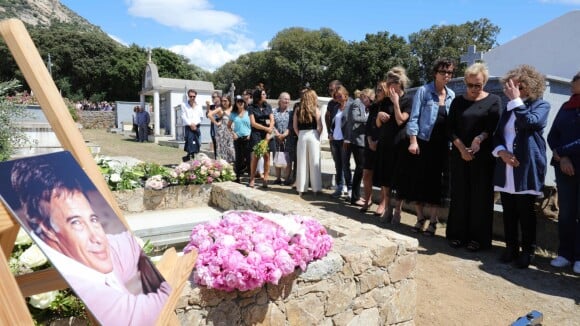Guy Bedos inhumé en Corse avec ses proches, "un très beau départ"