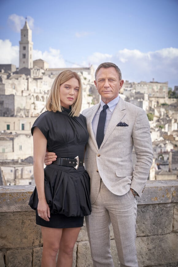 Léa Seydoux et Daniel Craig sur le tournage du film "No Time To Die", le 25e film de la saga James Bond, le 9 septembre 2019 en Italie, à Matera.
