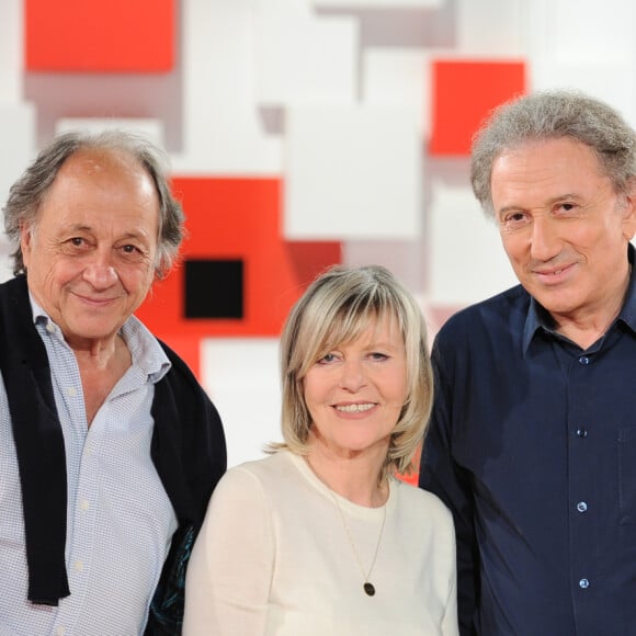 Exclusif - Chantal Ladesou entourée par son mari Michel Ansault et Michel Drucker - Enregistrement de l'émission ' Vivement Dimanche ' au studio Gabriel le 18 mai 2020 . Diffusion le 14/06/2020 sur France 2 . © Guillaume Gaffiot / Bestimage