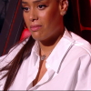 Amel Bent lors de l'épreuve des K.O dans "The Voice". Émission du samedi 18 avril 2020, TF1.