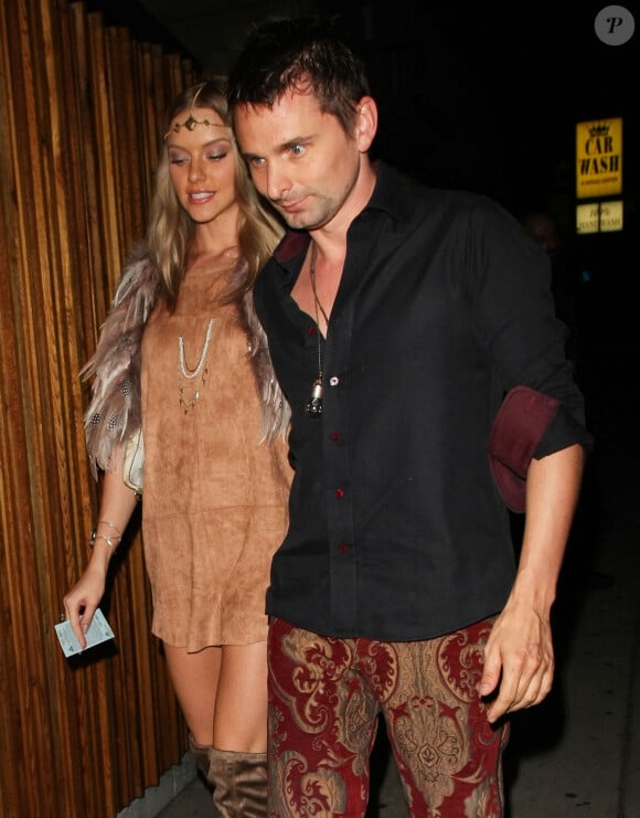 Matthew Bellamy et sa compagne Elle Evans au Club Nice Guy de Los Angeles le 11 octobre 2015.