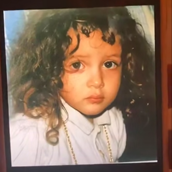 Thomas Vergara dévoile des photos d'enfance de Nabilla Benattia sur Snapchat, le 17 juin 2020