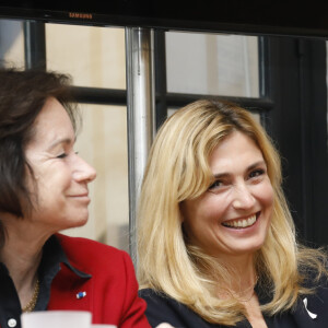 Sylvie Pierre-Brossolette (membre du Conseil supérieur de l'audiovisuel - CSA), Julie Gayet (Ambassadrice de la Fondation des femmes), Frédérique Chemaly (directrice des ressources humaines de la branche grands magasins des Galeries Lafayette) lors de la présentation de la Cité Audacieuse avant l'inauguration du 5 mars, à Paris, France, le 3 mars 2020. © Marc Ausset-Lacroix/Bestimage