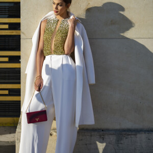 Iris Mittenaere (Miss France 2016 et Miss Univers 2016) au défilé de mode Haute-Couture printemps-été 2020 "Stephane Rolland " à Paris, France, le 22 janvier 2020.