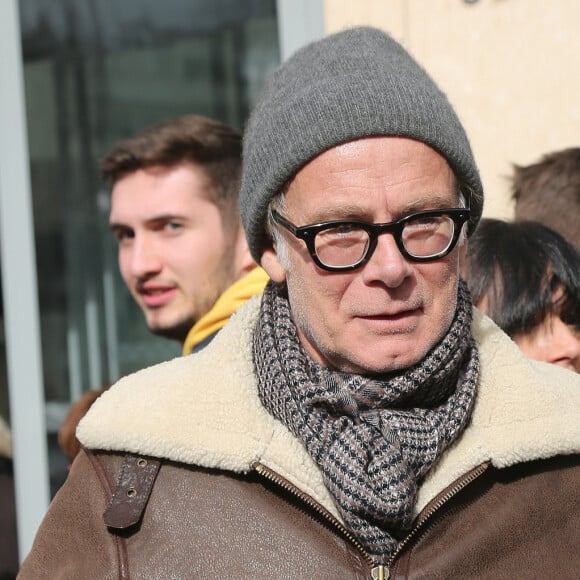 Exclusif - Franck Dubosc à la sortie des studios de radio RTL à Paris. Le 19 février 2020 © Panoramic / Bestimage