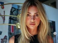Emily Ratajkowski : Canon en blonde et en bikini
