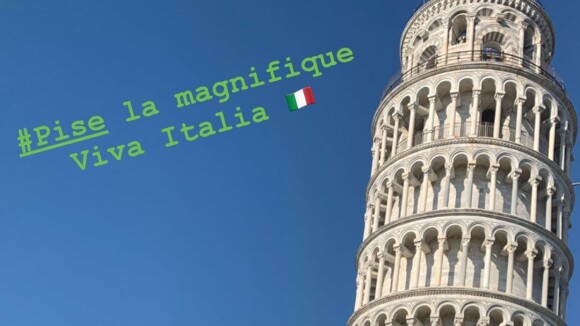 Laeticia Hallyday radieuse en Italie : photo renversante depuis Pise