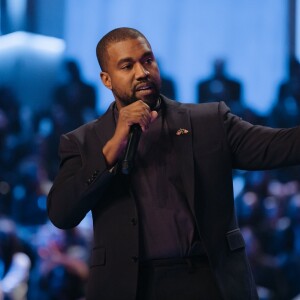 Kanye West réalise un nouveau "Sunday Service" à l'église Lakewood Church à Houston. Le 17 novembre 2019.