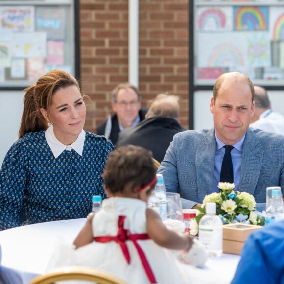 Catherine Kate Middleton, duchesse de Cambridge, le prince William, duc de Cambridge lors d'une visite à l'hôpital Queen Elizabeth Hospital à King's Lynn le 5 juillet 2020.