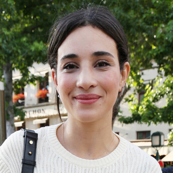 Exclusif - Camelia Jordana à son arrivée à la première du film "La nuit venue" aux Halles à Paris. Le 2 juillet 2020.