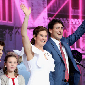 Justin Trudeau, sa femme Sophie Grégoire, leur fille Ella-Grace Margaret et leur fils Xavier James - Célébration du 150e anniversaire du Canada à Ottawa. Le 1er juillet 2017.