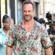 Christopher Meloni en bermuda et chemise dans la rue à New York le 27 septembre 2018.