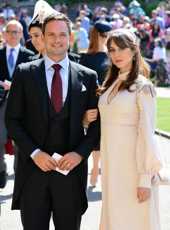 Patrick J. Adams et sa femme Troian Bellisario - Les invités arrivent à la chapelle St. George pour le mariage du prince Harry et de Meghan Markle au château de Windsor, Royaume Uni, le 19 mai 2018.
