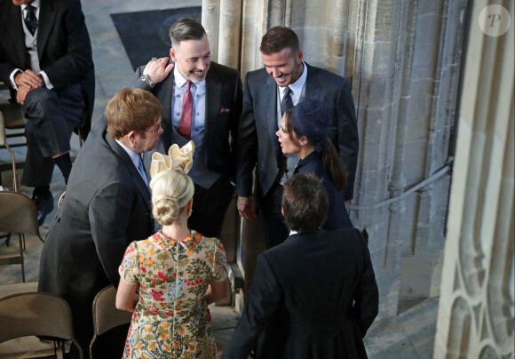 David Beckham, sa femme Victoria, Sir Elton John, son mari David FurnishJames Blunt et Sofia Wellesley - Les invités arrivent à la chapelle St. George pour le mariage du prince Harry et de Meghan Markle au château de Windsor, Royaume Uni, le 19 mai 2018.