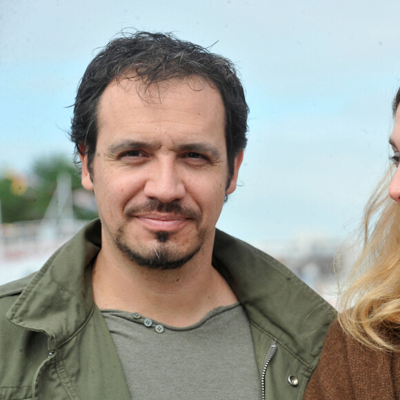 Alexandre Astier et Julie Gayet durant le 15e Festival de la Fiction Tv de La Rochelle le 13 septembre 2013.