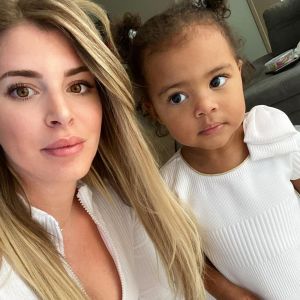 Emilie Fiorelli avec sa fille Louna, le 27 février 2020