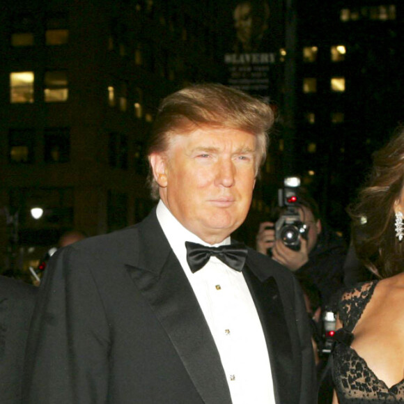 Vanessa Haydon, Donald Trump Jr, Donald Trump, Melania Trump, Ivanka Trump à New York en 2005. 
