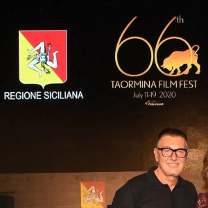 Monica Bellucci assiste à la projection du film "Devotion" consacré aux créateurs Domenico Dolce et Stefano Gabbana, lors du 66e Festival de Taormina. Taormina, le 18 juillet 2020.