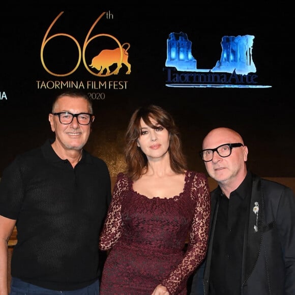 Monica Bellucci assiste à la projection du film "Devotion" consacré aux créateurs Domenico Dolce et Stefano Gabbana, lors du 66e Festival de Taormina. Taormina, le 18 juillet 2020.