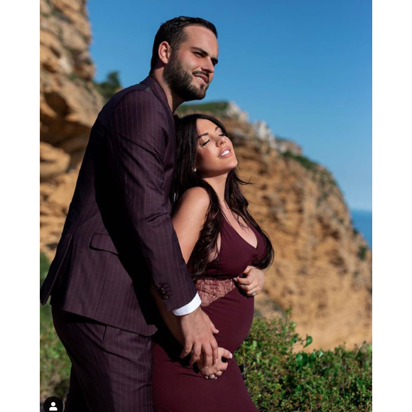 Laura Lempika et Nikola Lozina vont être les parents d'un petit garçon. La nouvelle a été annoncé le 23 juillet 2020.