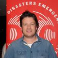 Jamie Oliver participe au telethon pour venir en aide aux victimes du typhon Haiyan aux Philippines. Le 18 novembre 2013