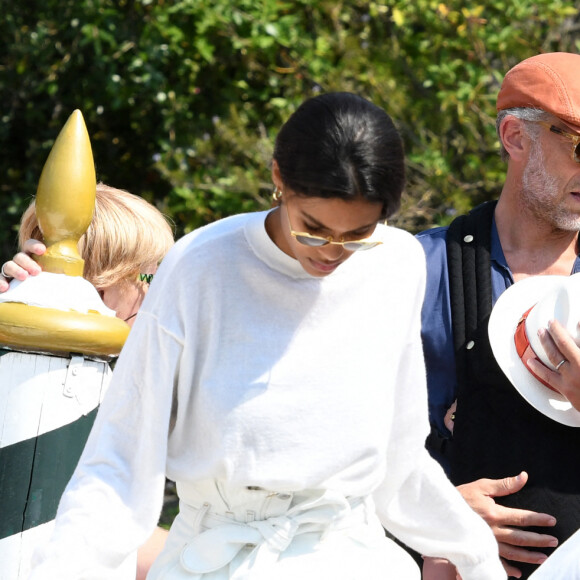 Vincent Cassel, Tina Kunakey et Amazonie, le 1er septembre 2019 à Venise. 
