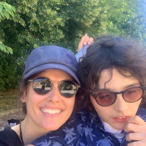 Eglantine Eméyé avec son fils Samy, le 11 juin 2020