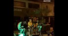 Louane a republié une vidéo d'elle chantant dans la rue en Corse, avec son compagnon Florian Rossi, le 2 août 2020.