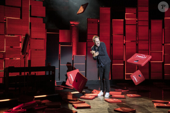 Exclusif - L'humoriste Jarry au Festival de Ramatuelle le 1er aout 2020. Après le succès d' "Atypique", Jarry revient avec un nouveau spectacle "Titre" dans lequel le public est au centre du show. © Cyril Bruneau / Festival de Ramatuelle / Bestimage