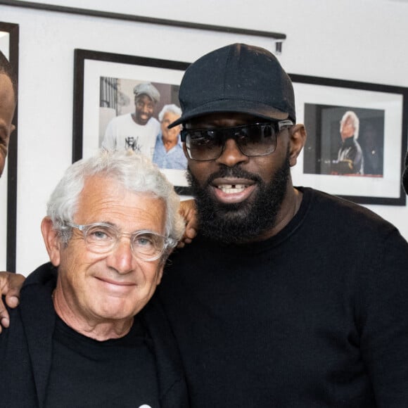 Exclusif - Abd al Malik, ses frères et Michel Boujenah - Pièce "Le Jeune Noir à L'Epée" sur la scène du théâtre de Verdure lors de la 36ème édition du Festival de Ramatuelle. Le 10 août 2020 © Cyril Bruneau / Festival de Ramatuelle / Bestimage