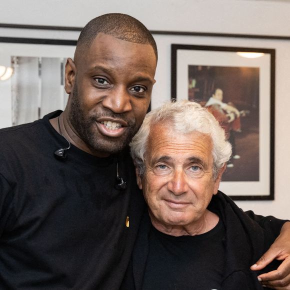 Exclusif - Abd al Malik et Michel Boujenah - Pièce "Le Jeune Noir à L'Epée" sur la scène du théâtre de Verdure lors de la 36ème édition du Festival de Ramatuelle. Le 10 août 2020 © Cyril Bruneau / Festival de Ramatuelle / Bestimage