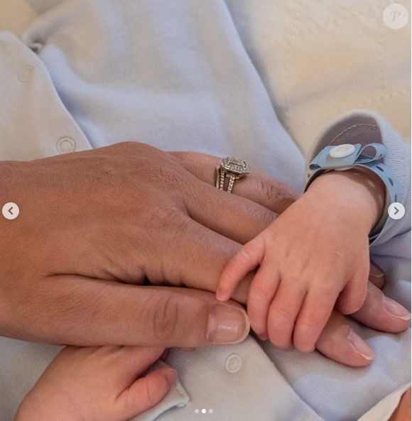 Laurie Cholewa a donné naissance à son deuxième enfant. Une information dévoilée avec des photos postées sur Instagram, le 12 août 2020.