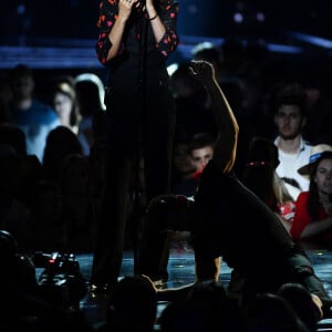 Info - Diffusion de l'émission "Le grand concert de l'été" sur TF1 le 15 août - Exclusif - Zazie - Enregistrement de l'émission "La chanson de l'année" dans les arènes de Nîmes, diffusée en direct sur TF1 le 8 juin © Bruno Bebert / Bestimage 