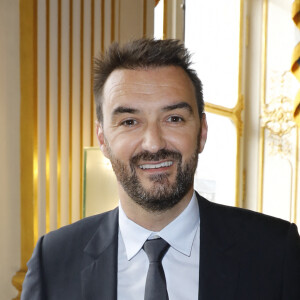 Cyril Lignac - Cérémonie de remise des insignes de Commandeur dans l'Ordre des Arts et des Lettres à Pierre Hermé et de Chevalier dans l'Ordre des Arts et des Lettres à David Sinapian au Ministère de la Culture à Paris, le 23 septembre 2019. © Marc Ausset-Lacroix/Bestimage 