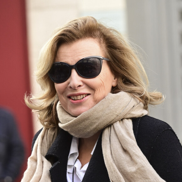 Valérie Trierweiler - Les invités du prix Goncourt 2019 à la sortie du restaurant Drouant à Paris le 4 novembre 2019. © JB Autissier / Panoramic / Bestimage