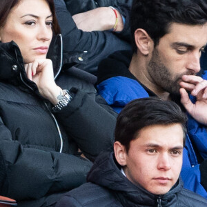 Rachel Legrain-Trapani, enceinte, (Miss France 2007) et son compagnon Valentin Leonard dans les tribunes lors du match de Ligue 1 "PSG - Dijon (4-0)" au Parc des Princes, le 29 février 2020. © Cyril Moreau/Bestimage